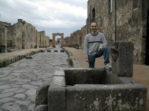 Pompei - Kevin at the corner watering hole.